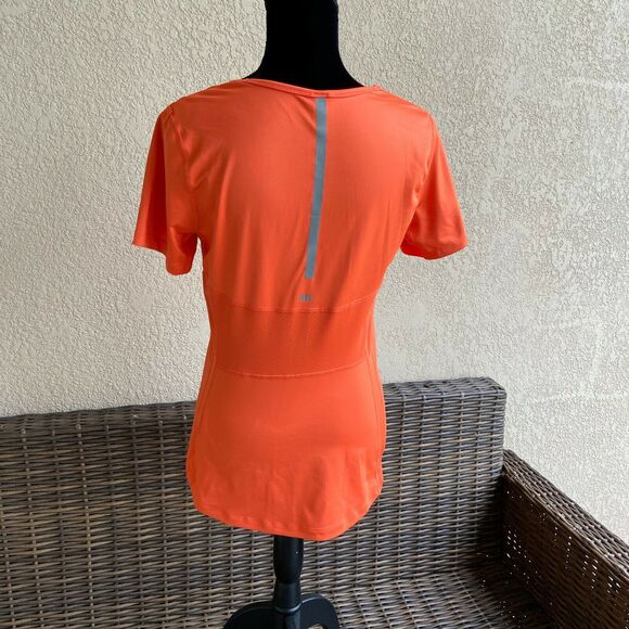 lucy Womens Tee Size M Orange Athletic Shirt Top Short Sleeves Solid Reflective - Picture 5 of 8